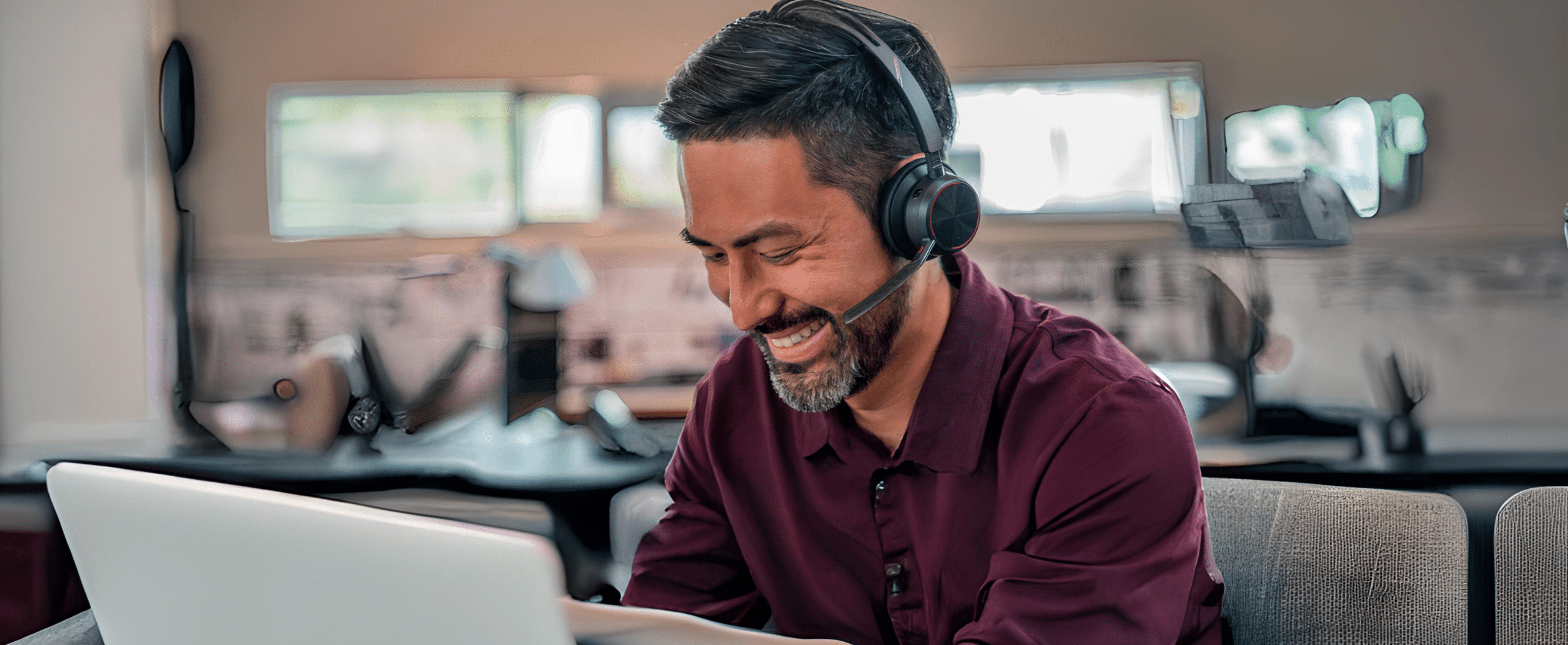 cloud calling positive employee experience with Poly Voyager headset