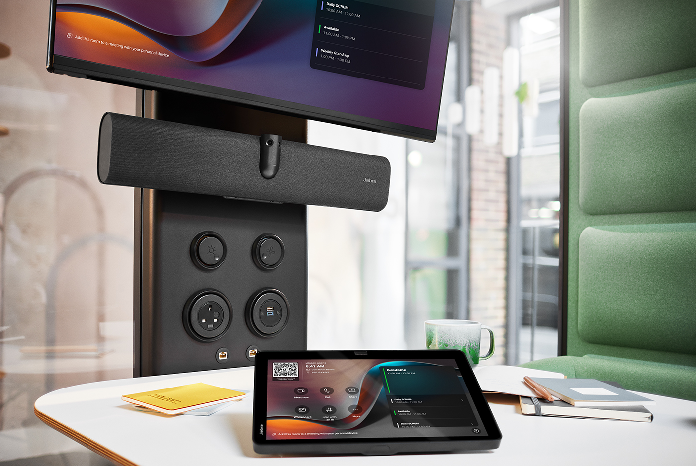 Jabra-PanaCast-40-VBS Close Up Contextual-Image -Teams Retail